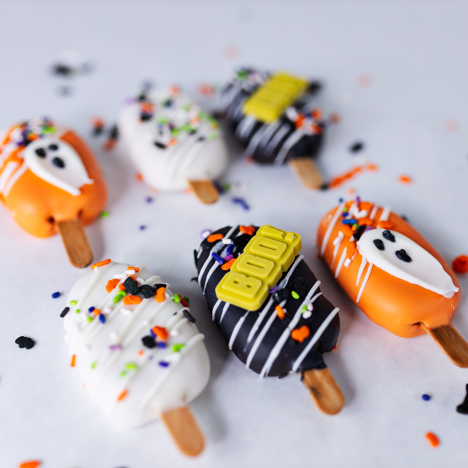 Classic Halloween Cakesicles – Sugar Love Bakery